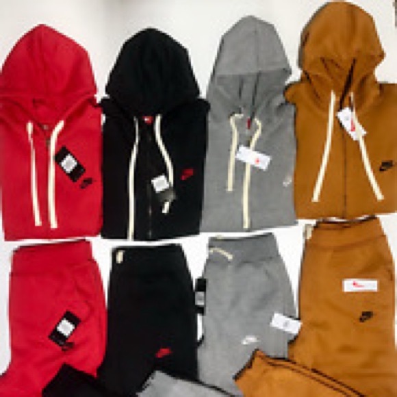 Nike Jogging Suits - Picture 3 of 6